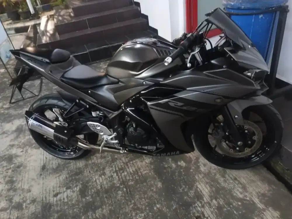 R25 2016 type ABS