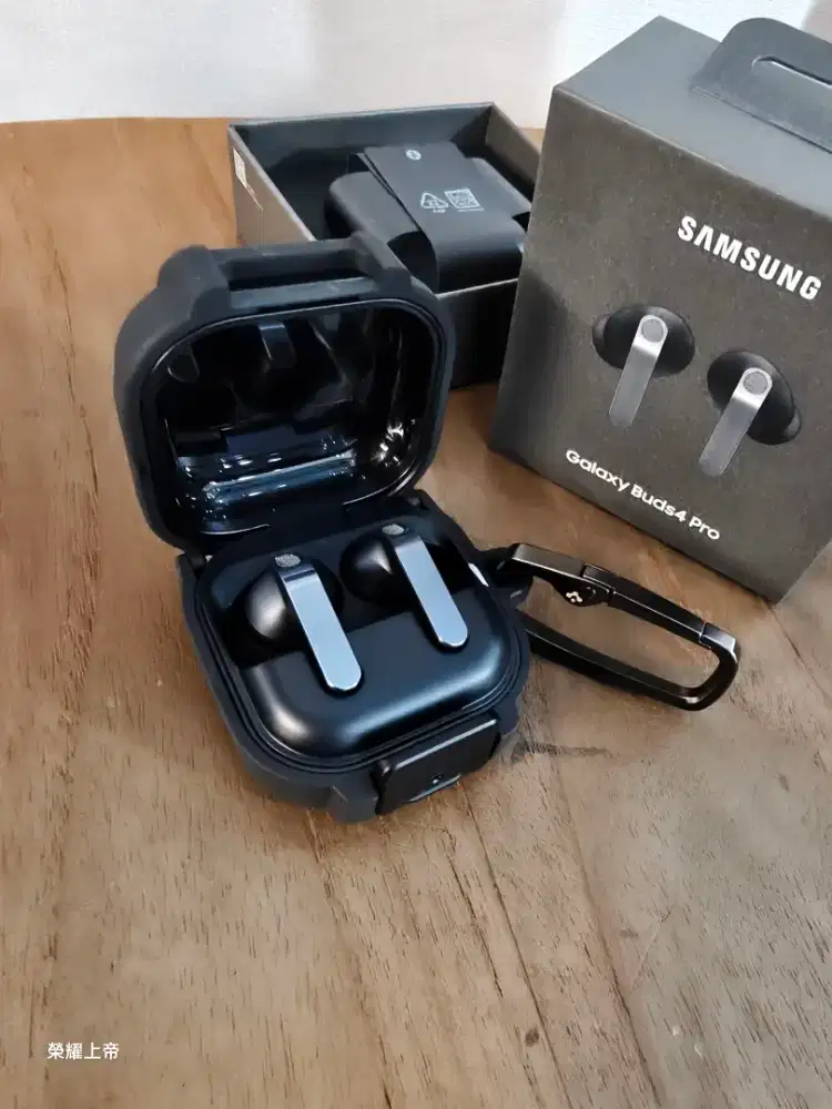 Samsung Galaxy Buds4 Pro second 3 bulan + Case SPIGEN ori