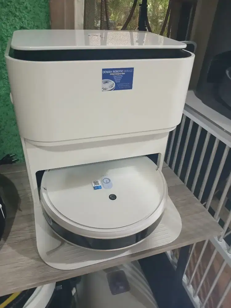 Yeedi mop station robot vacuum cleaner