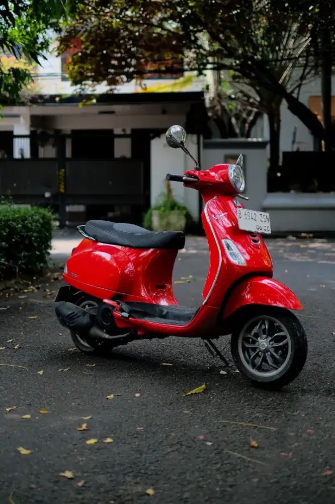 VESPA PIAGGIO LX 125 IGET FACELIFT 2023