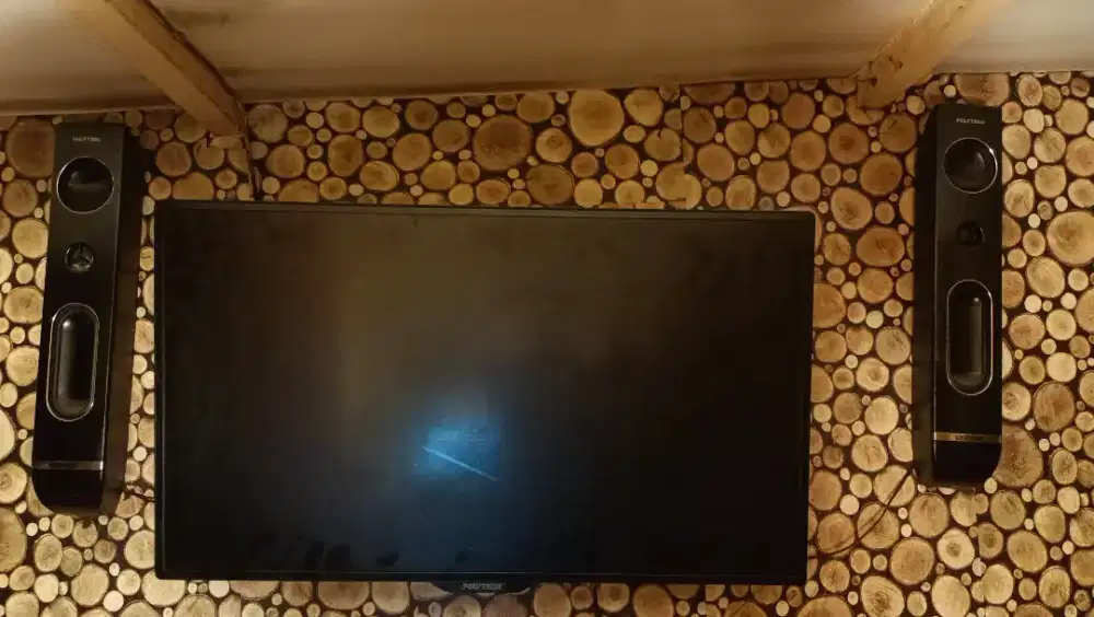 Digital TV Polytron - PLD 40TV853