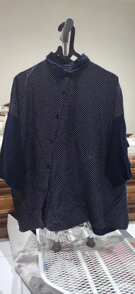 Atasan kemeja polkadot campur kaos