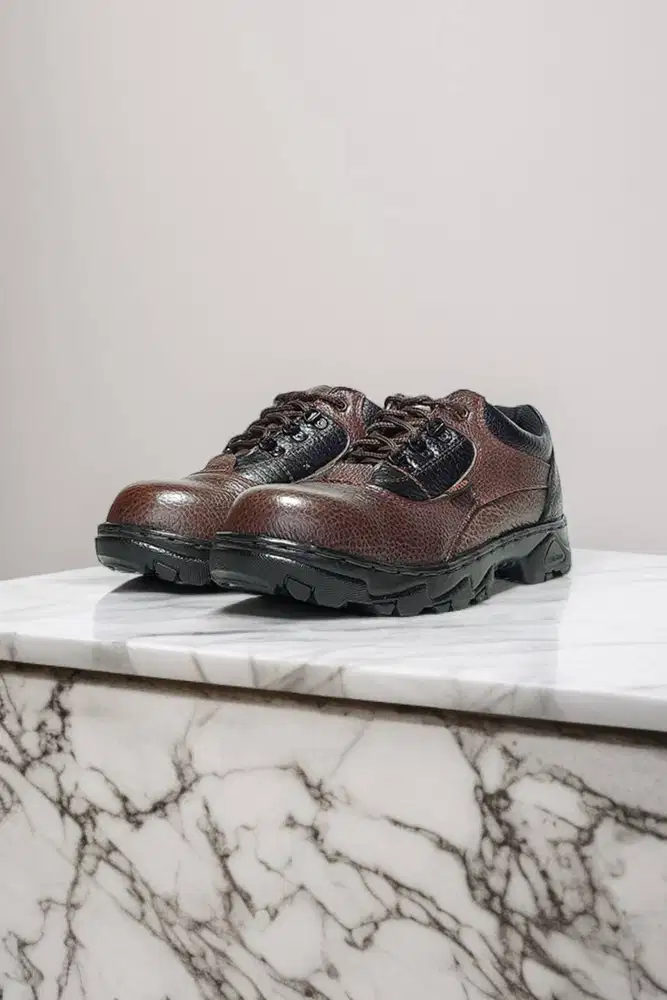 Limited edition Sepatu safety proyek murah Dumai