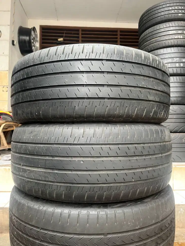Ban Bridgestone Alenza  225 50 r18  2Pcs
