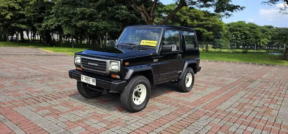 Taft GT 4x4 th 1995 Originalan luar dalam,mulus siap pakai,barcode ada