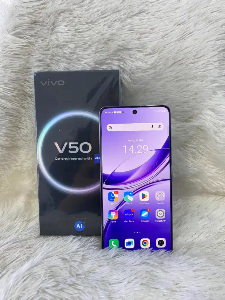 Vivo V50 zeiss ram 12/256 purple garansi november 2026#3Gco.
