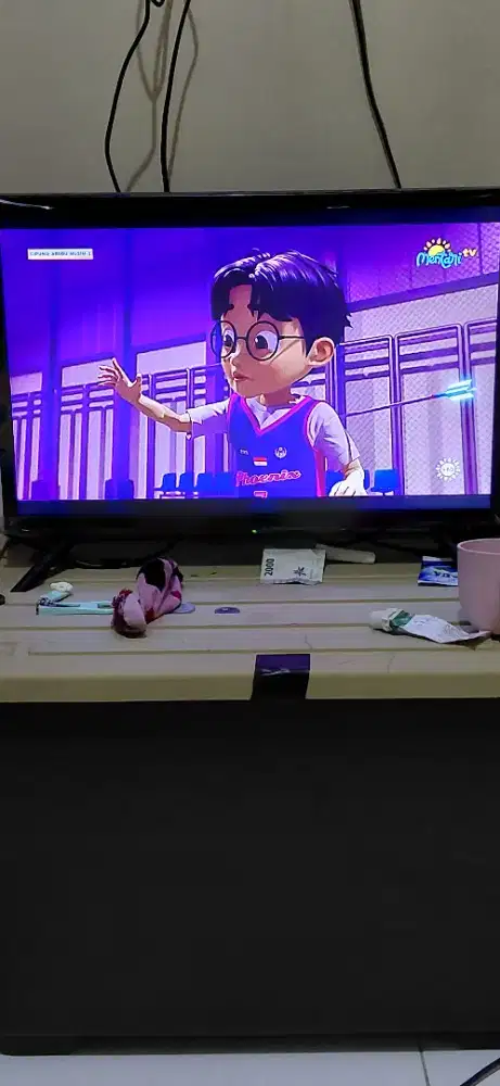 TV smart and android 25 inch