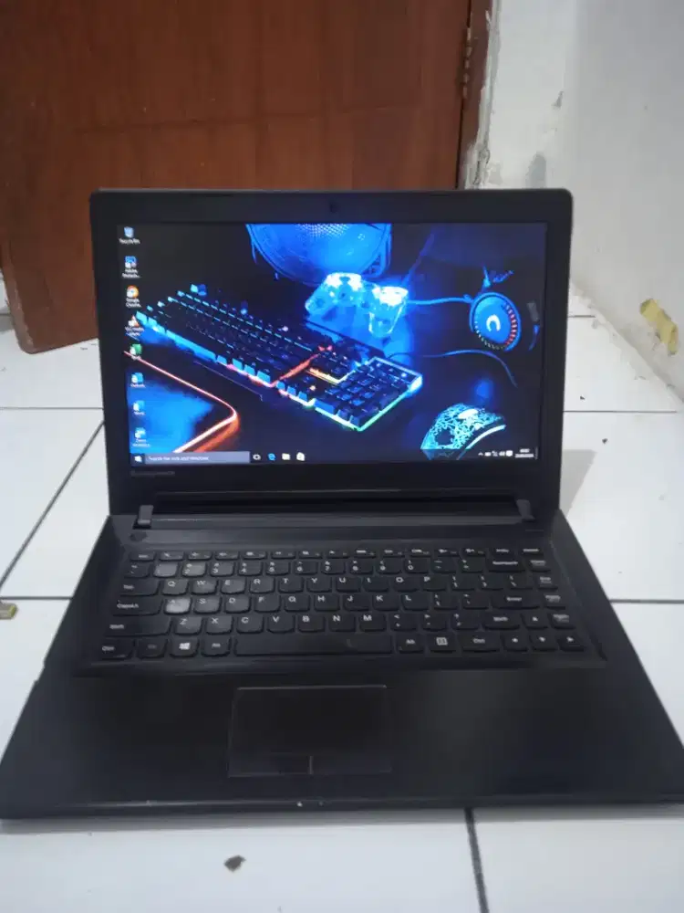 Laptop lenovo ideapad 300-14ibr