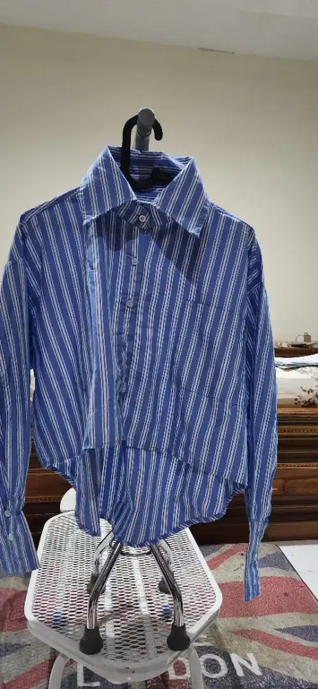 Kemeja remaja putri, pendek, biru garis garis