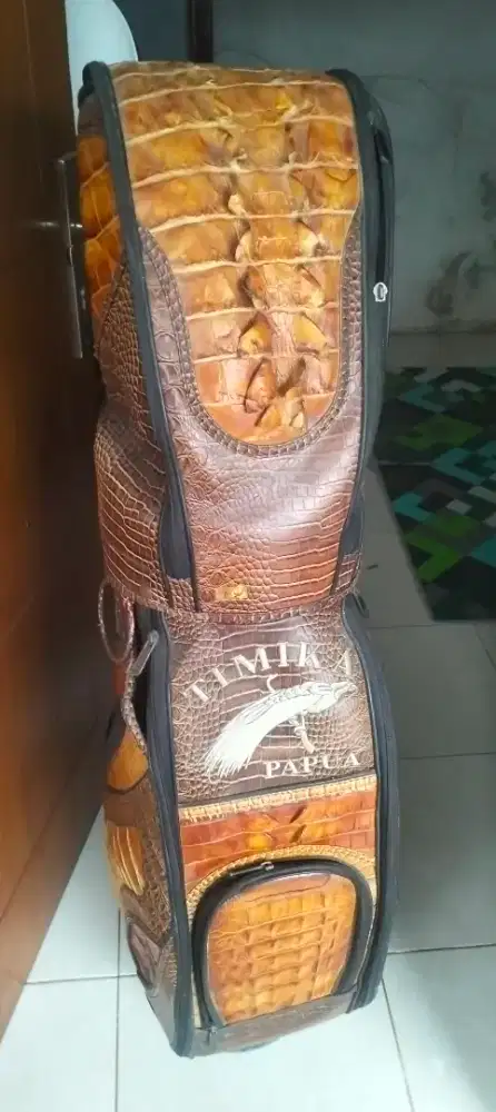 Tas stick golf kulit buaya