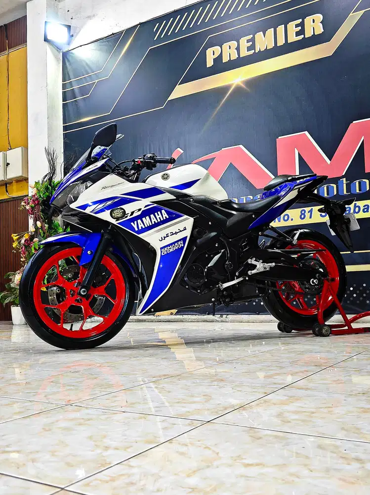 Yamaha R25 GP Series 250cc mewah murah gas bro. Anugerah motor rungkut