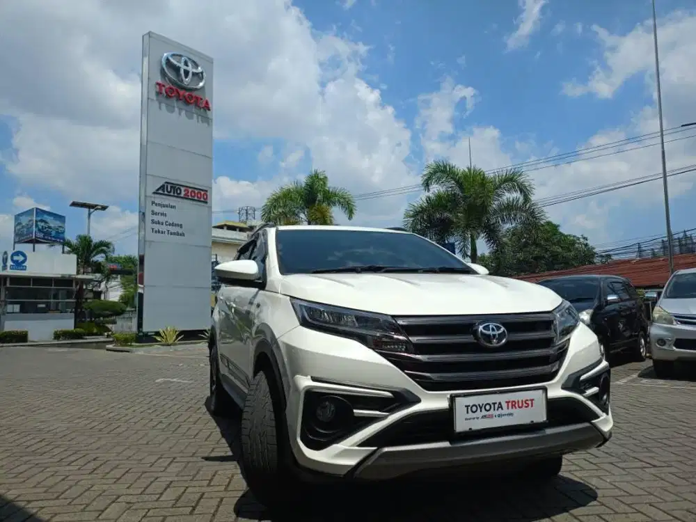 Toyota Rush 1.5 GR SPORT bensin AT 2024 (YAK)