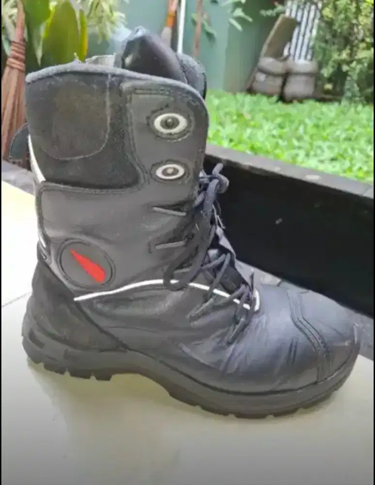 Obral RED WING SAFETY SHOES