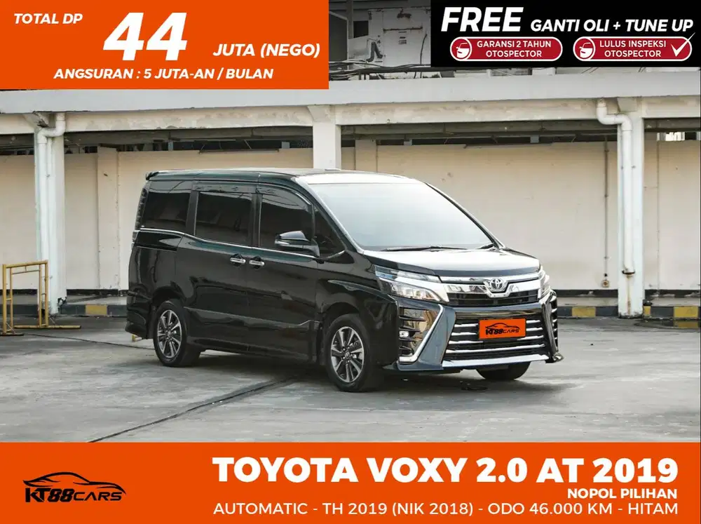 TOYOTA VOXY 2.0 AT 2018