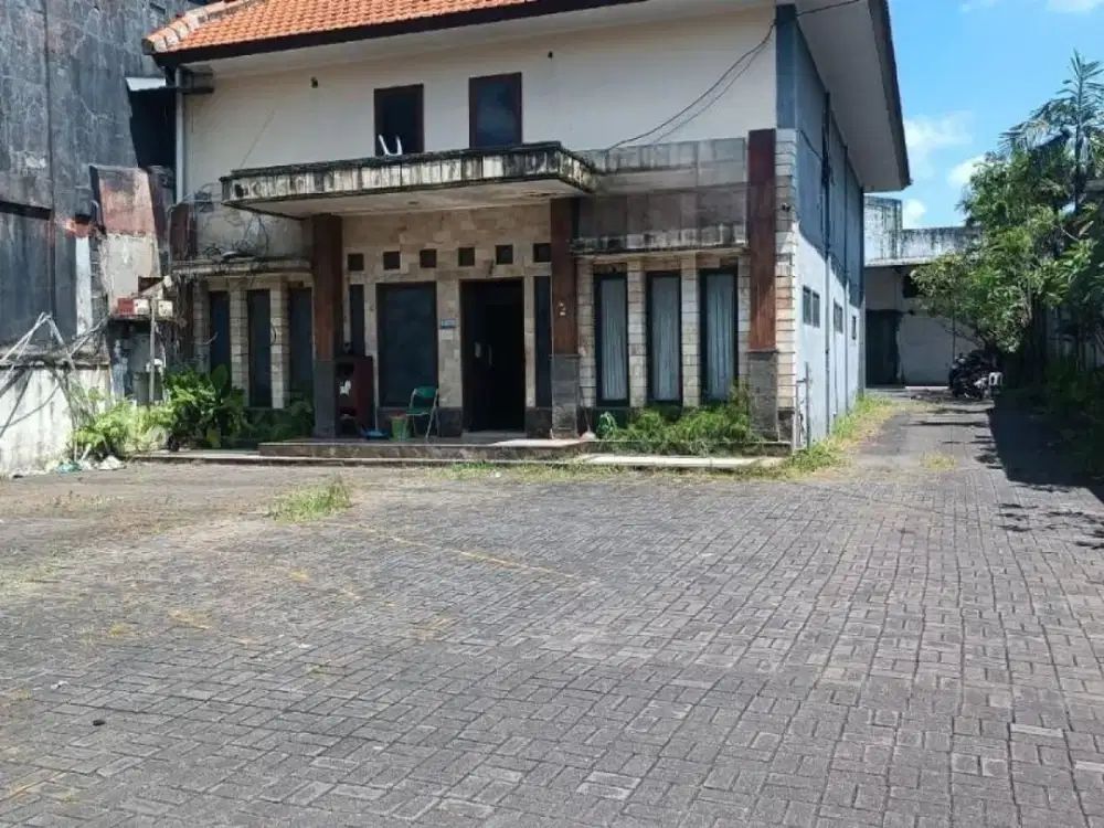 Operational Warehouse with Racking System in Mengwi, Badung – Bali