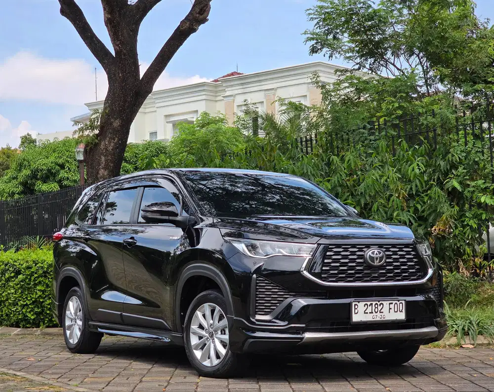KM.8.RB|TDP 55.JT| INNOVA ZENIX V HYBRID MODELLISTA 2025 HITAM PERFECT