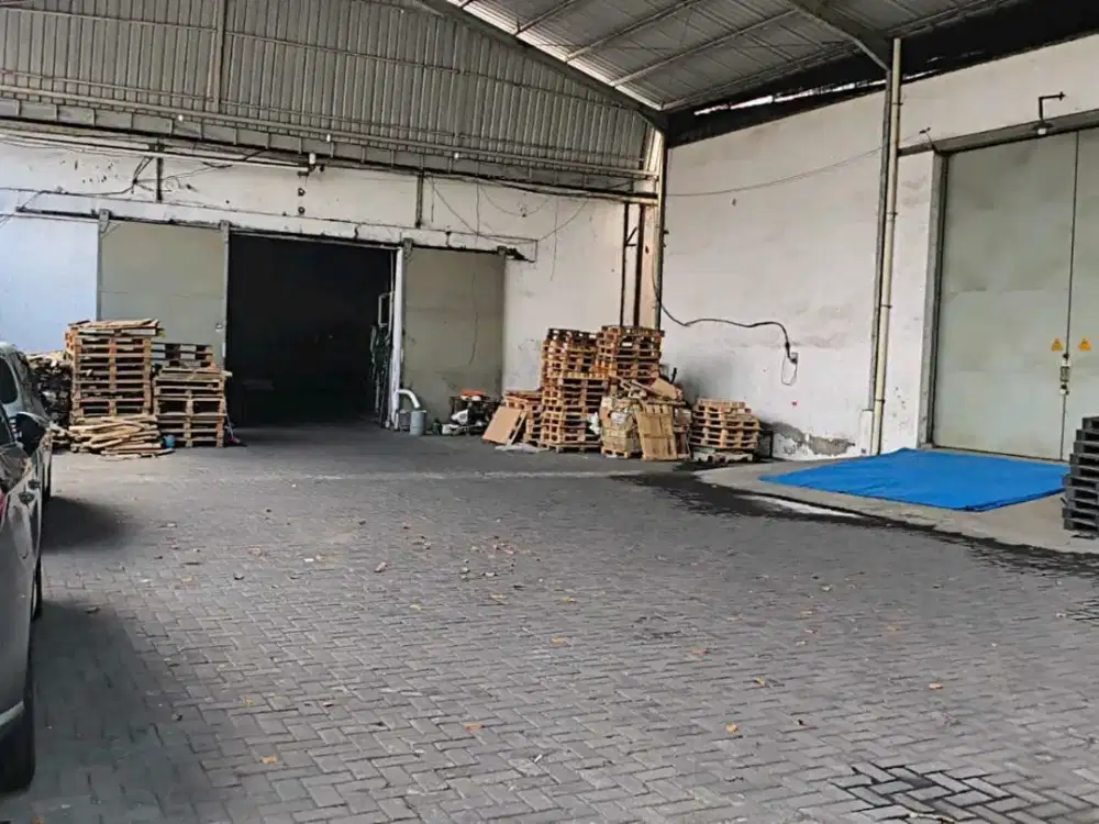 REV.A439 Gudang Luas di Kenjeran Surabaya Lokasi Siap Pakai untuk Usaha