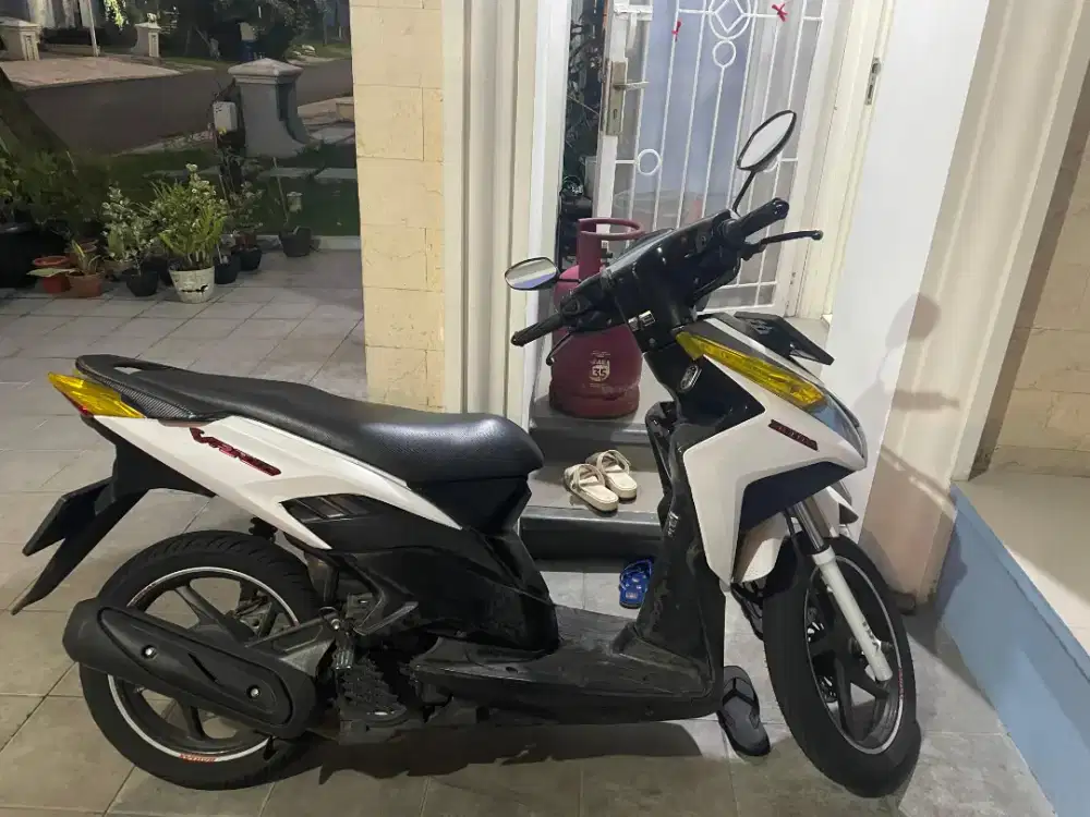 VARIO 125 2011 SUDAH MOTID BODI , BISA DI BUKA
