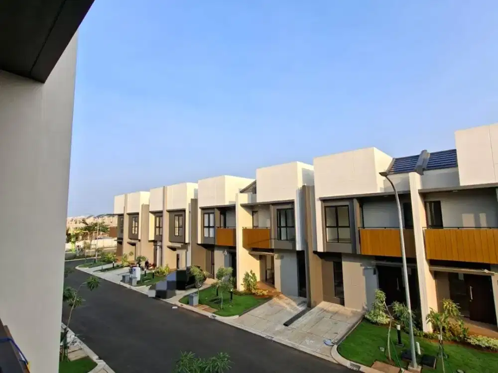 Dijual Cepat Rumah 2 Lantai Lebar 6 Cluster Regia, Summarecon Crown Gading, Bekasi, 018