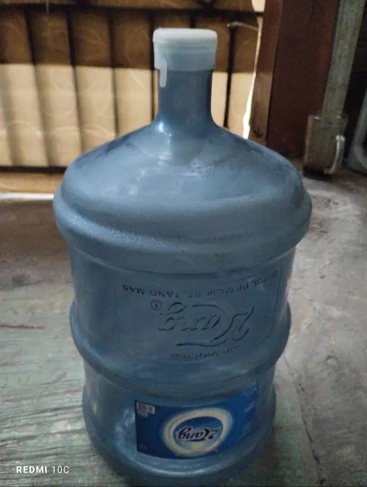 Dijual Galon Air 2 tang dan galon Vit