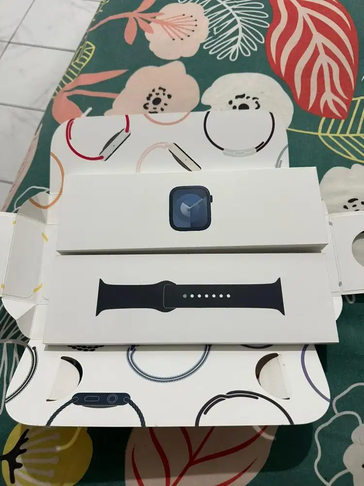 Apple watch series 9 45mm midnight