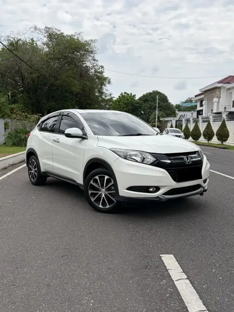 Honda Hrv E Cvt Matic Jbl Audio Putih 2016