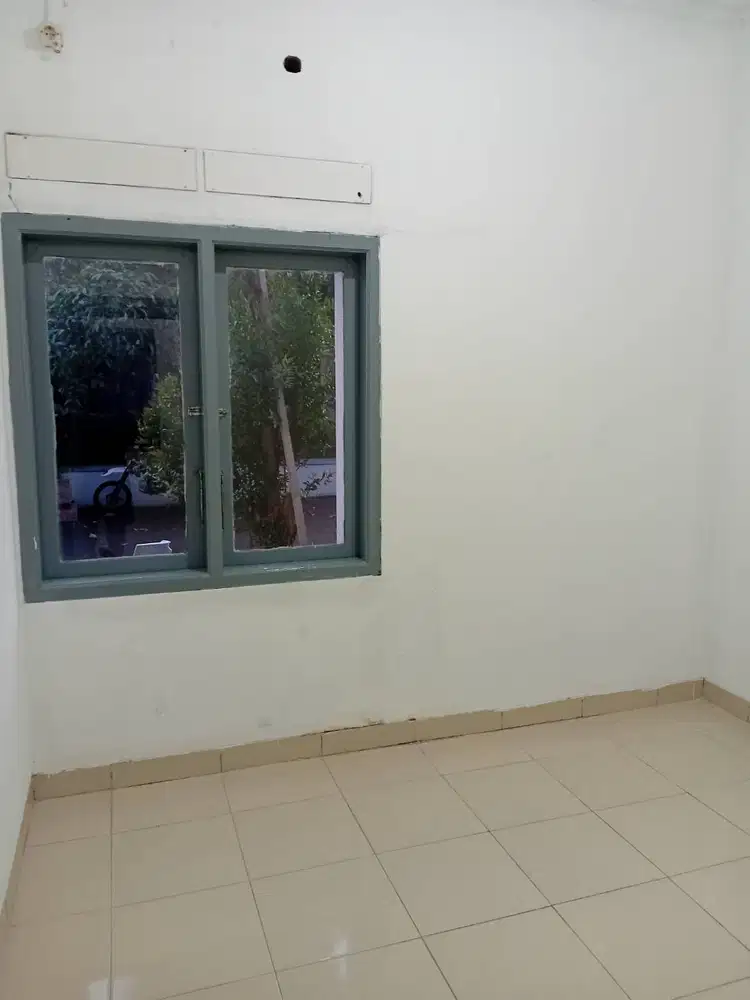 Dikontrakan 1 unit rumah