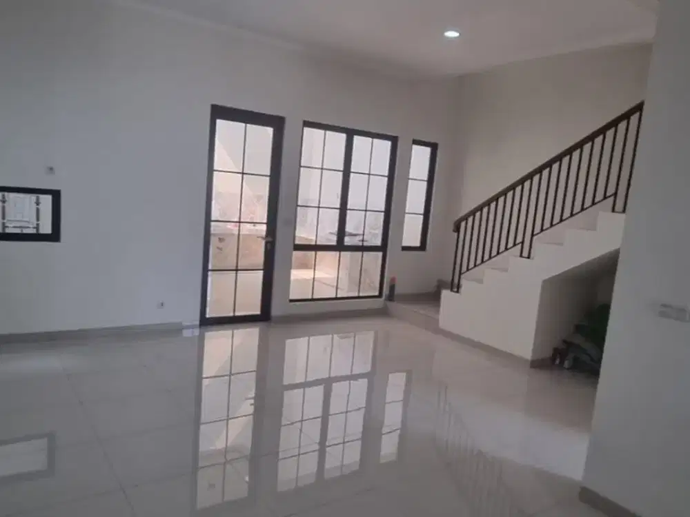 Disewakan Rumah di Cluster Bayu Premier Suvarna Sutera Semi Furnish