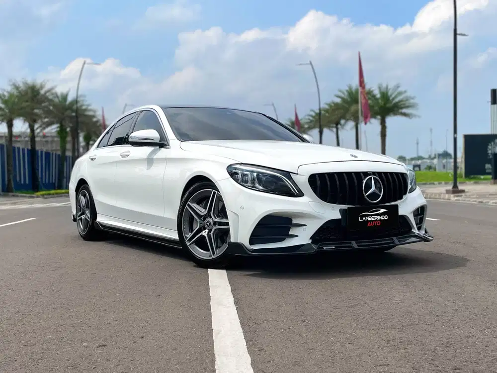 MERCEDES BENZ C300 AMG 2.0 TURBO W205 LINE 2019 FACELIFT LOW ODO !!
