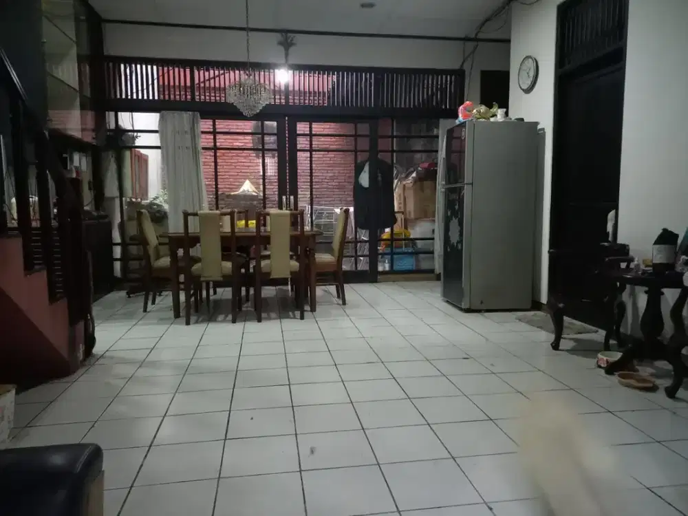 Rumah 180mtr Rawamangun Ikan Layak Huni