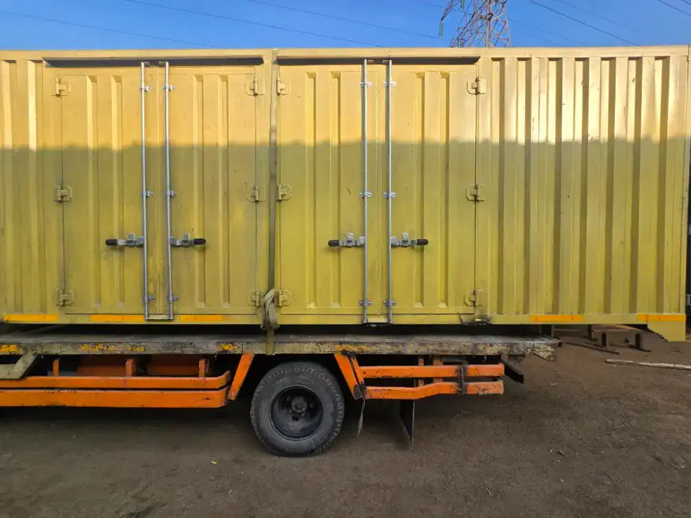 Box CDD Long bekas