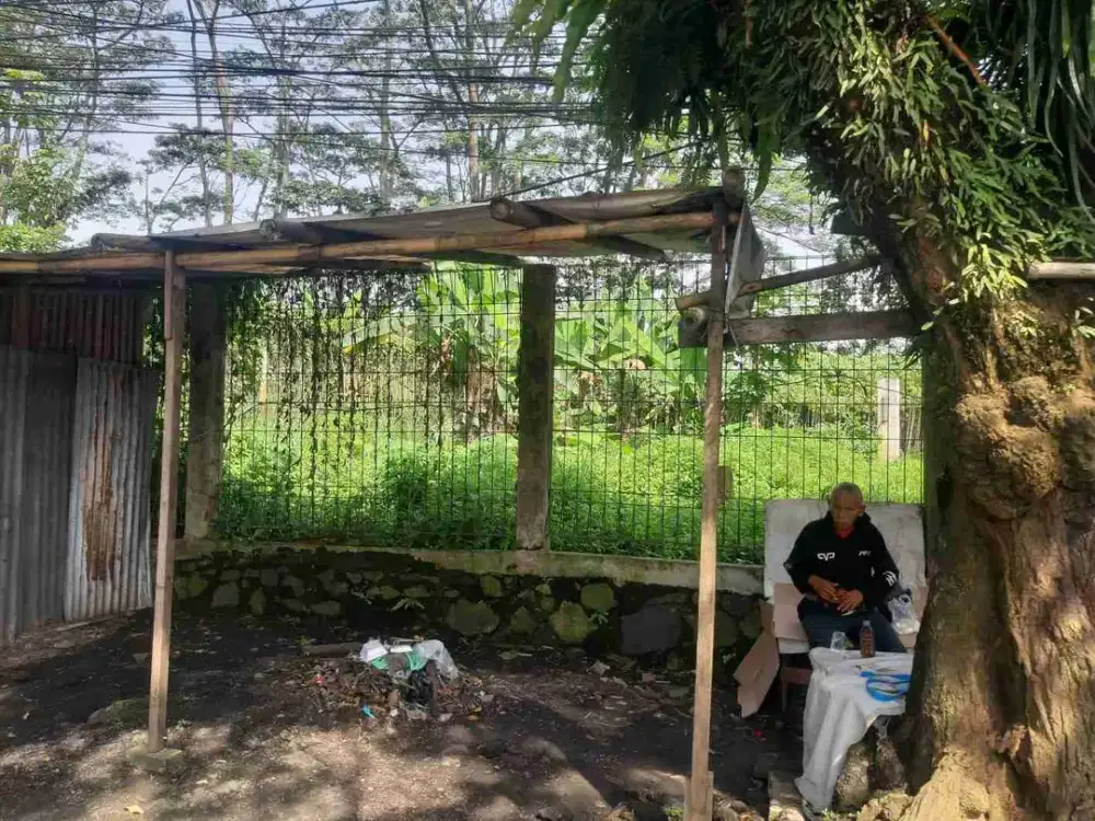 Tanah Kosong Pinggir Jalan KH Abdulah bin Nuh