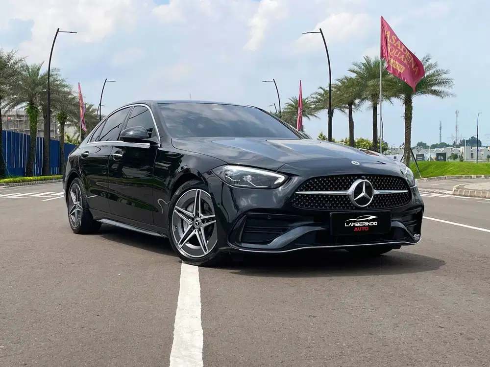 ALL NEW MERCEDES BENZ C300 AMG LINE 2.0 TURBO 2022 W206 VERY LOW ODO!!
