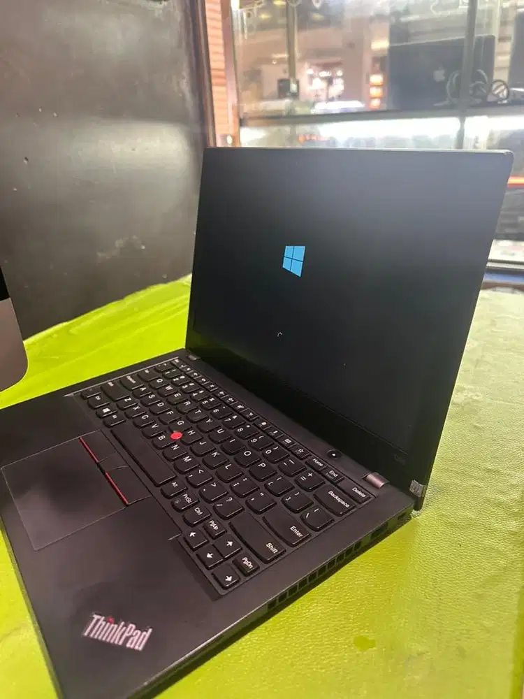 Lenovo Think pad X280