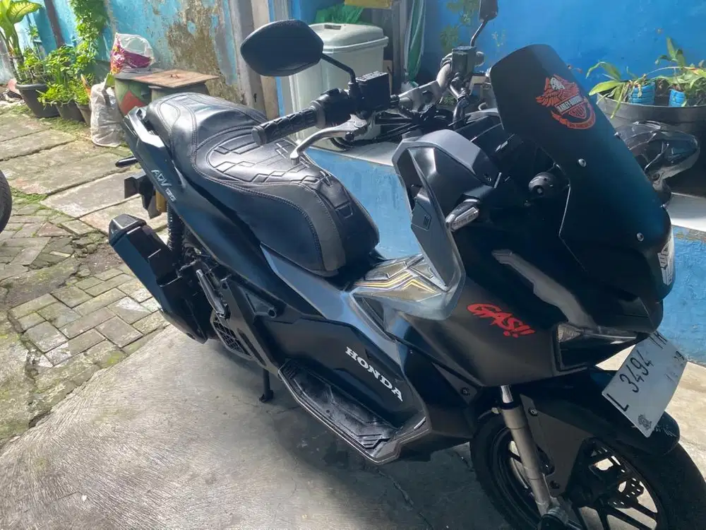 Honda adv matic 150c tahun 2019