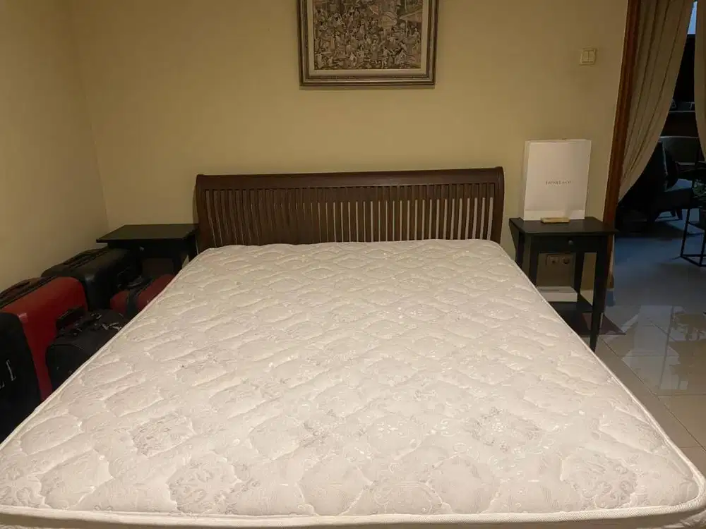 Dijual Tempat Tidur Kayu Jati Solid Premium