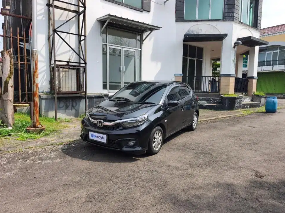 Pajak Panjang - Honda Brio Satya 1.2 E Bensin AT 2022 Hitam
