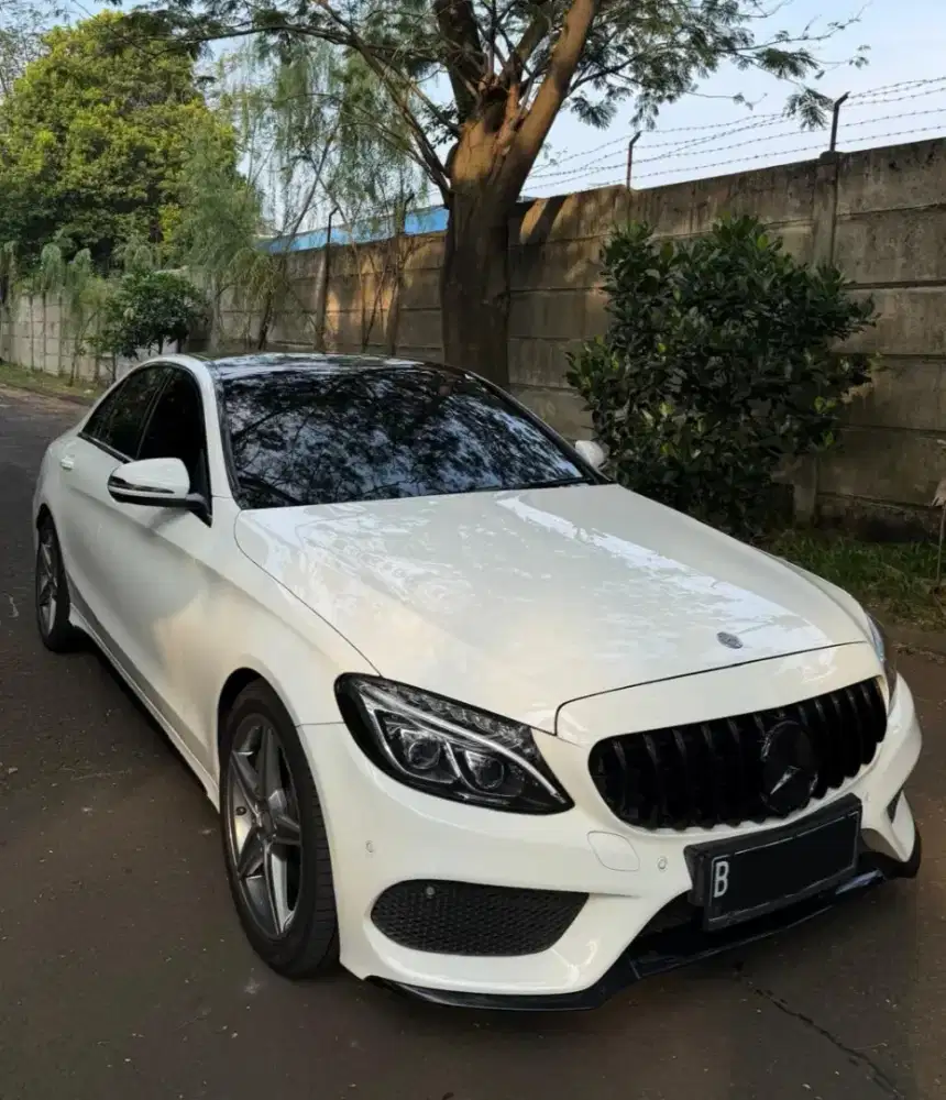 MURAH. Mercedes Benz C250 AMG Sunroof 2017 w205 2016 c300
