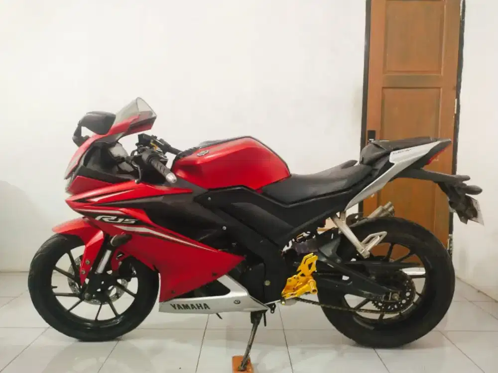 Yamaha R15 V3 Th 2018 ganteng siap pakai