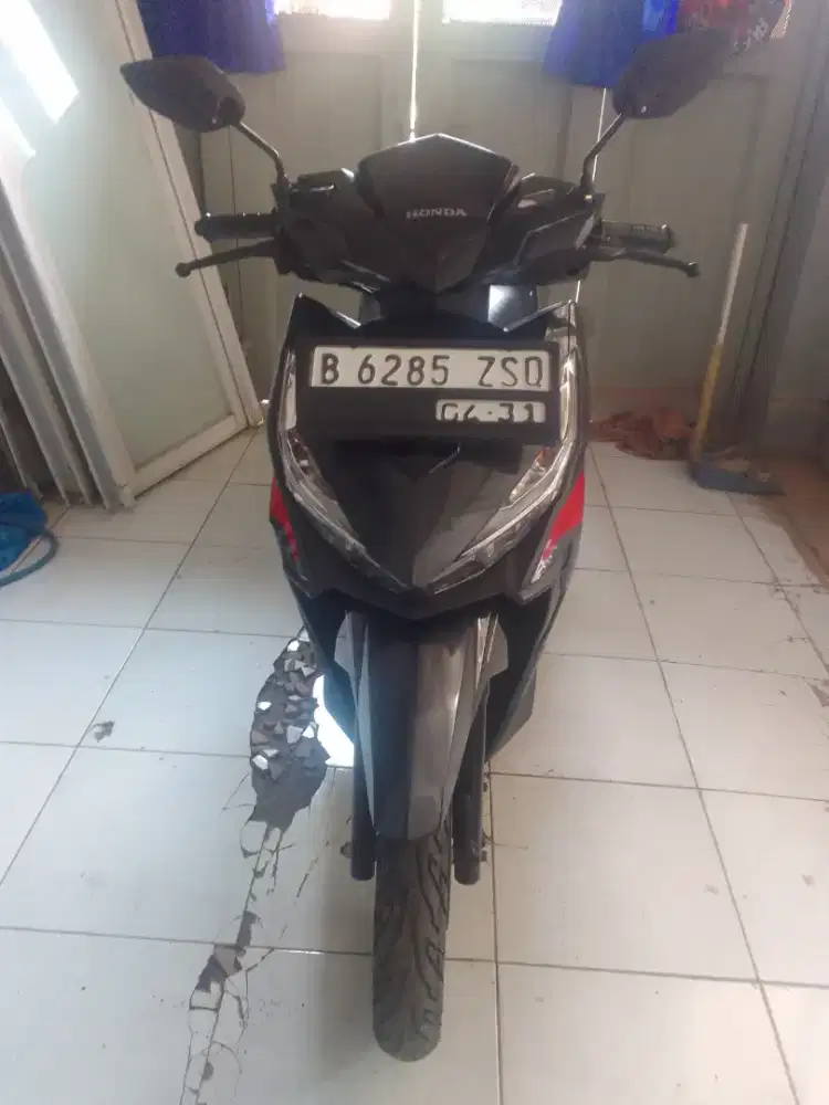 Jual cepat Vario CBS 125 thn 2016 plat depok
