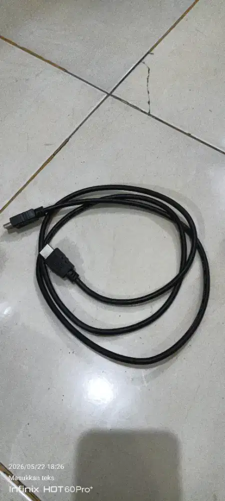 Monitor portabel 156 inci, kabl ,HDMI ,HD, kondisi normal ,