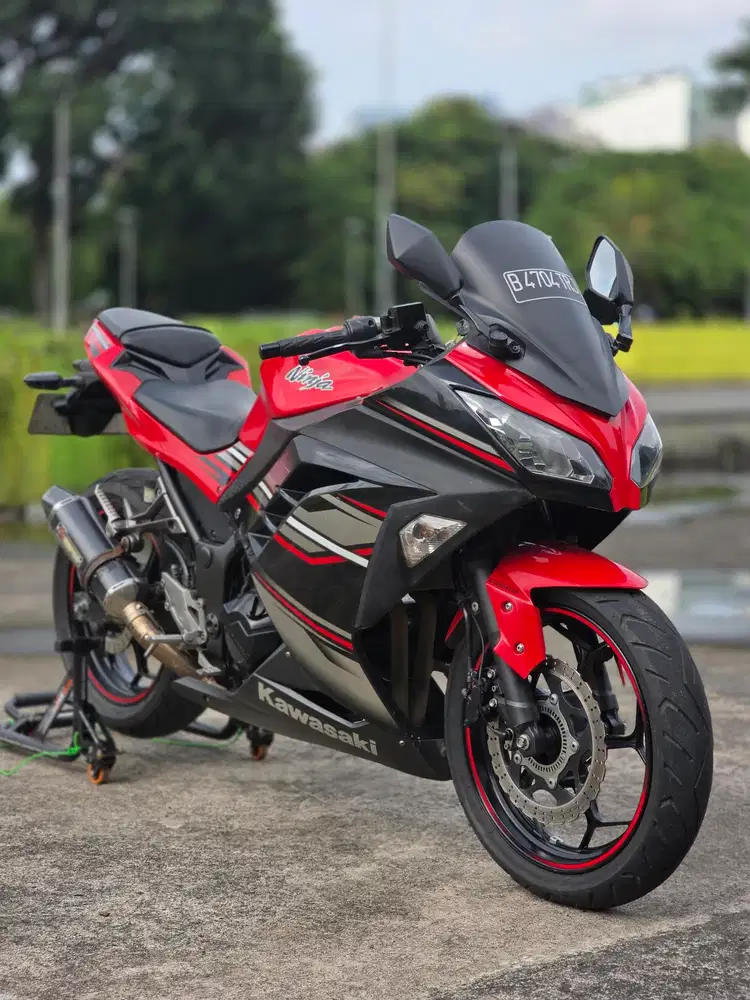 Kawasaki Ninja 250 FI ABS Merah