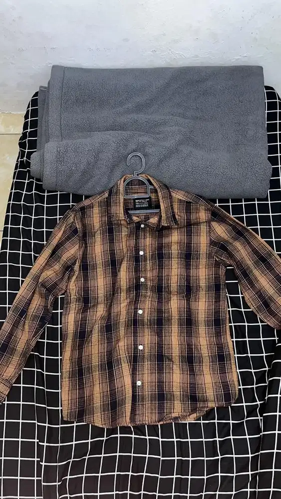 KEMEJA (BRAND ERIGO) SIZE S (SMALL)