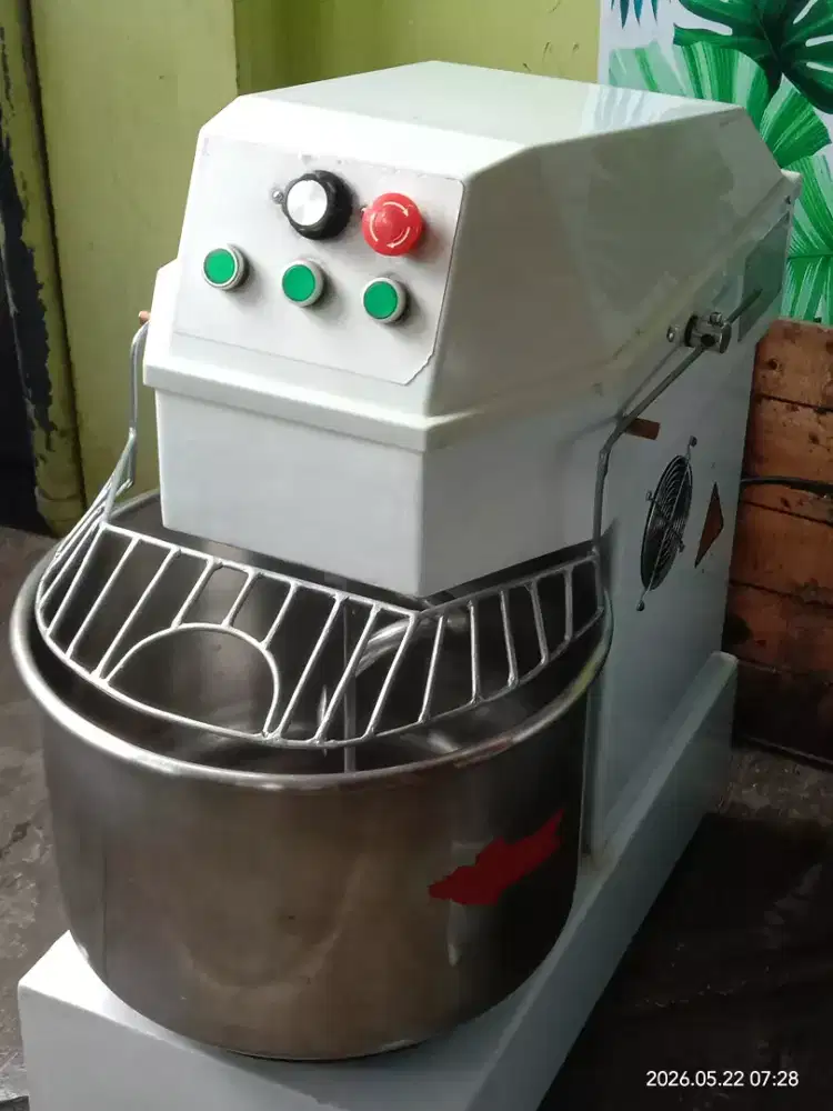 mixer spiral kav 10-12kg terigu.merk Fomac. second  mantab