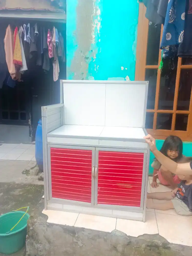Meja kompor / rak piring