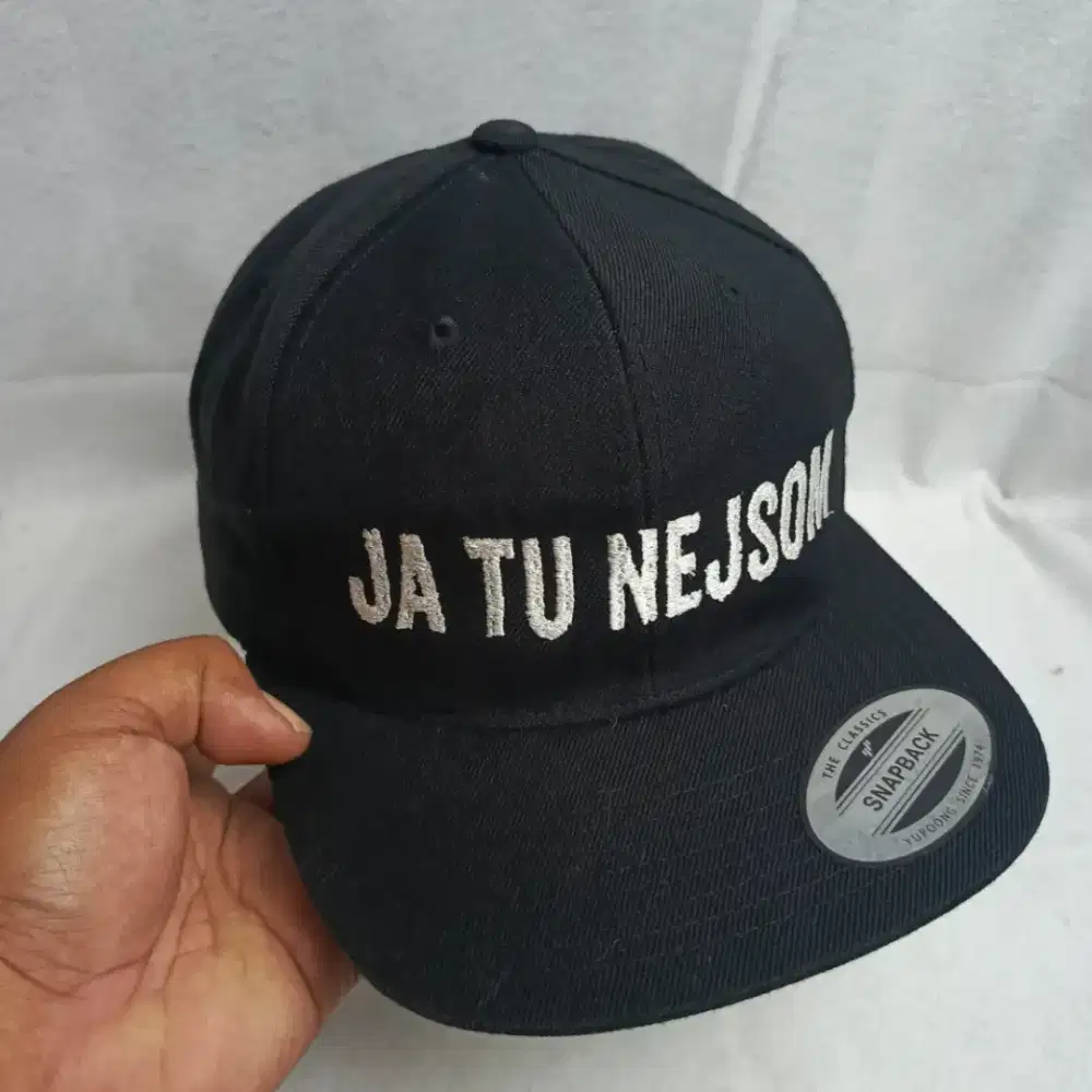 Topi Snapback Yupoong The Classics Ori Preloved Black Green Undervisor