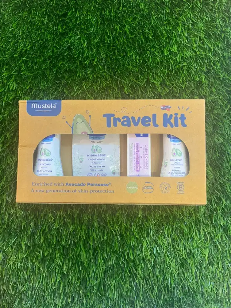 Mustella travel kit untuk baby oke