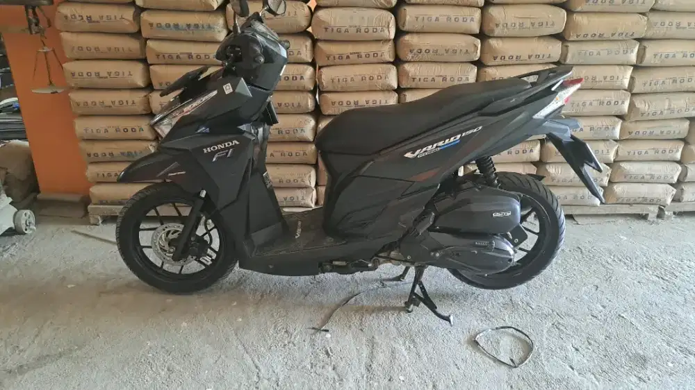 Vario 150 led old 2015