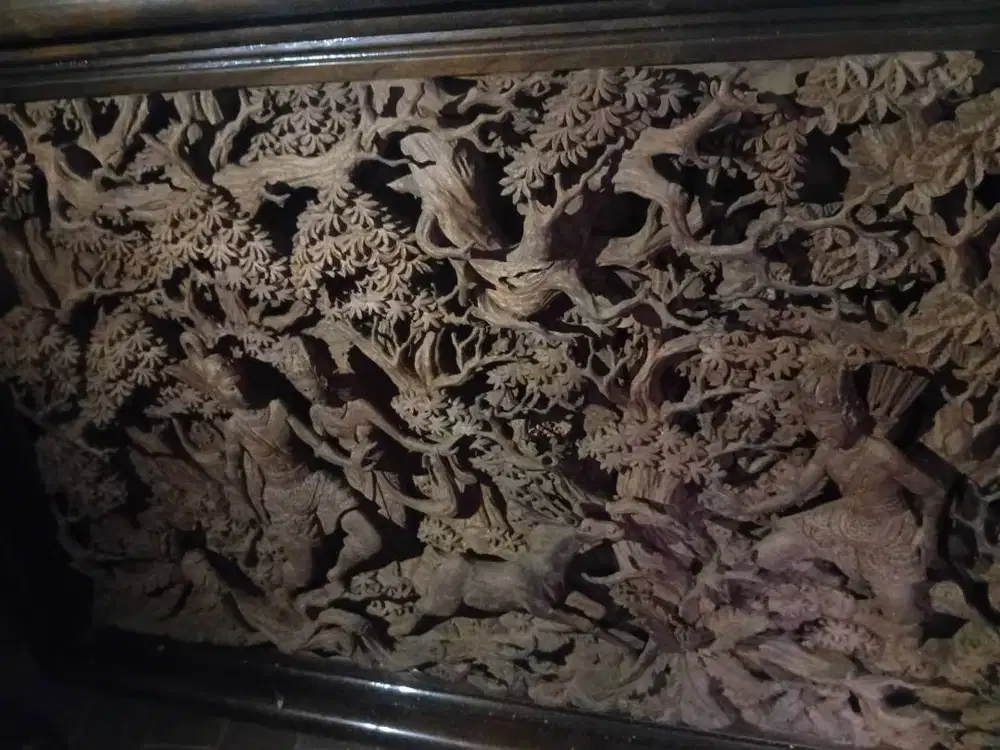 Antik Relief kayu jati