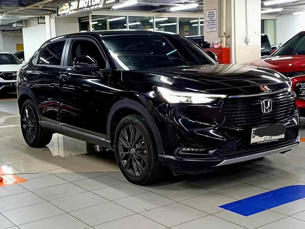 KM.13rb Honda HRV 1.5 SE At 2023 Pemakaian 2024